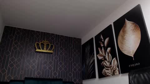 Noah Brigth online show from 03-09-25, 01:14