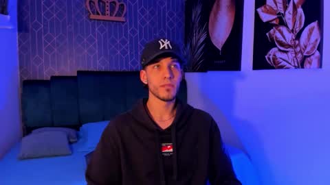 Noah Brigth online show from 11-23-25, 01:16