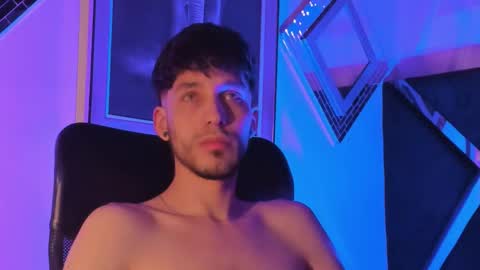 Noah Brigth online show from 12-04-25, 01:26