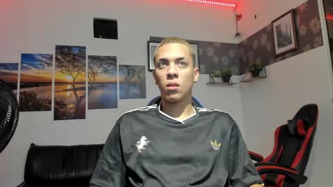 noah_flynn1 online show from 03-02-26, 09:49