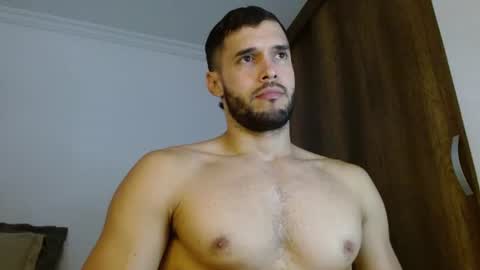 Snapshot of noah_jhonsonn chatting on 07-17-26, 11:39 Noah online show from 07-17-26, 11:39
