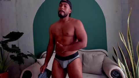 Noah online show from 11-11-25, 03:56