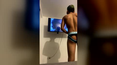 noah_keller online show from 04-19-26, 01:54