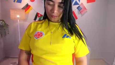 Noemy online show from 06-17-26, 01:01