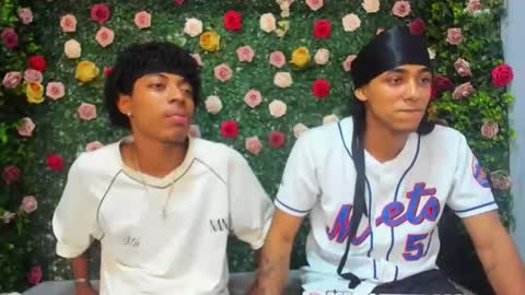 Snapshot of noah_owensx chatting on 03-31-26, 02:57 NOAH online show from 03-31-26, 02:57