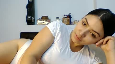 Noa Pino online show from 10-09-25, 10:08