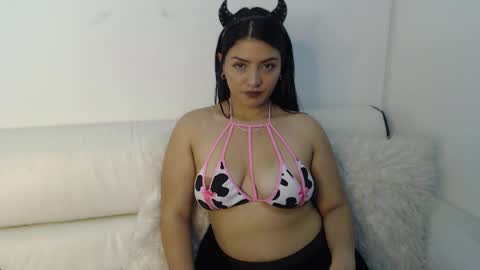 Noa Pino online show from 10-16-25, 07:37