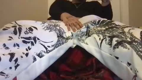 nofacenelly online show from 12-21-25, 02:08