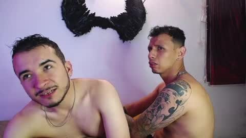 noha_and_iam1 online show from 05-13-26, 12:35