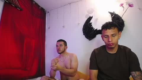 noha_and_iam1 online show from 05-17-26, 11:39