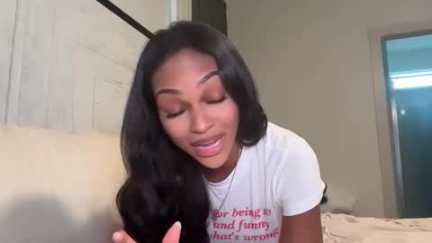 NoodsOverNudes online show from 03-26-26, 09:31