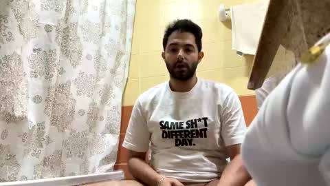 Snapshot of noor771 chatting on 11-05-25, 12:21 noor771 online show from 11-05-25, 12:21