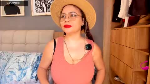 Soy Ash online show from 06-17-26, 01:34