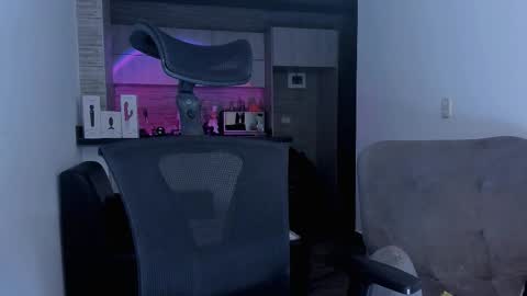 Snapshot of noorthernlightss chatting on 03-26-26, 08:09 Ara online show from 03-26-26, 08:09