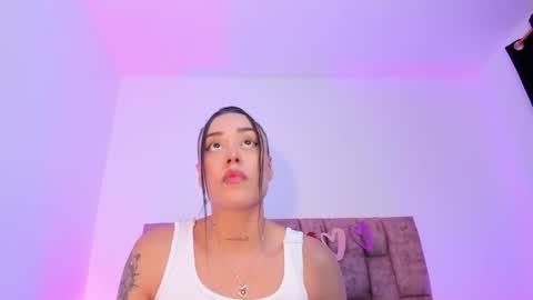 Nora Da Silva online show from 05-22-26, 02:51