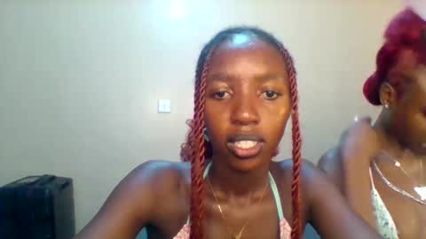 Snapshot of norababy20 chatting on 06-07-26, 04:49 Norababy20 online show from 06-07-26, 04:49