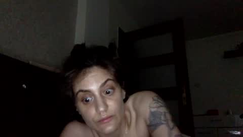 Snapshot of norablues chatting on 06-11-26, 05:11 norablues online show from 06-11-26, 05:11
