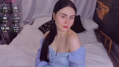 Nora online show from 05-22-26, 05:47