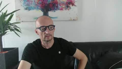 nordicrunner76 online show from 06-21-26, 09:12