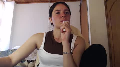 noreen_ online show from 02-12-26, 09:21