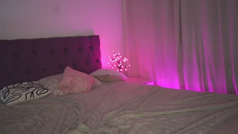 Tina online show from 02-20-25, 12:52