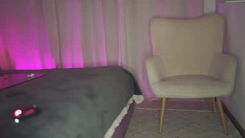 Tina online show from 03-06-25, 10:04