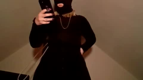 notouchmami online show from 01-07-26, 11:56