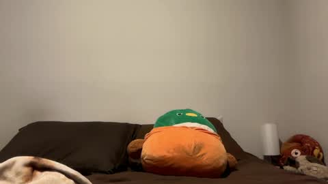 Bunny online show from 05-08-26, 01:11