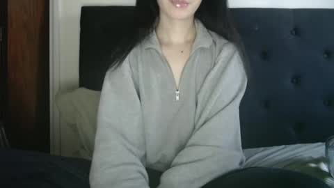 Snapshot of novafrey chatting on 06-02-26, 11:56 Olivia online show from 06-02-26, 11:56