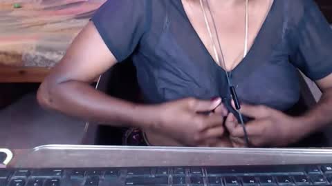 Novapol online show from 04-23-26, 01:24