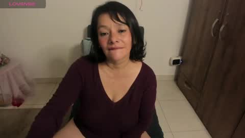 nuit_rose online show from 04-16-26, 01:28