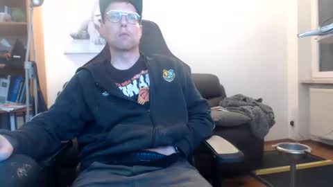 nursefan online show from 02-19-26, 09:55