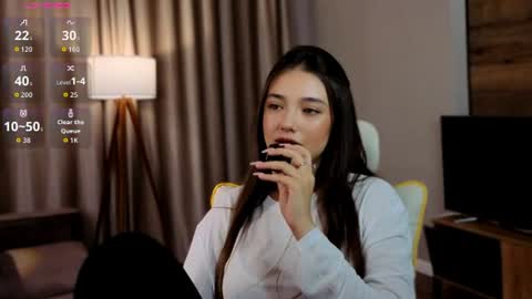 Snapshot of nutshellz chatting on 07-18-26, 06:56 Rachel online show from 07-18-26, 06:56