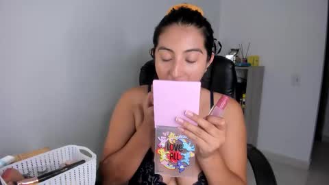 Snapshot of nykhor_paul chatting on 03-15-26, 01:55 Vanessa online show from 03-15-26, 01:55