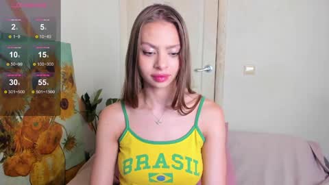 Snapshot of nymphobabee chatting on 06-01-26, 04:41 crystal 3 online show from 06-01-26, 04:41