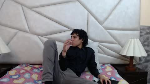 nyx_and_arian online show from 05-15-26, 02:51