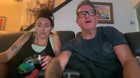 SimplyUs online show from 09-26-25, 05:33