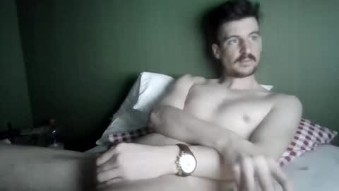 octobot2 online show from 03-12-26, 04:51