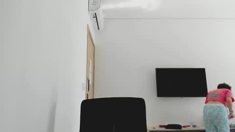 Evie online show from 02-11-26, 08:19