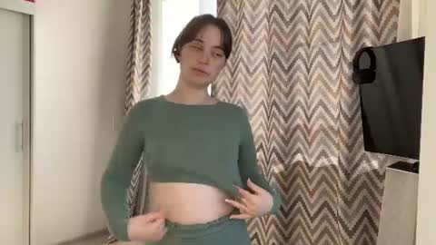 Snapshot of odellabowman chatting on 07-06-26, 05:15 Night Odella Bowman Julia online show from 07-06-26, 05:15