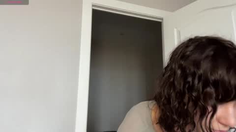 Thea online show from 05-28-26, 04:54