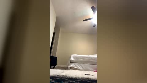 oekirmicijna online show from 03-21-26, 11:59