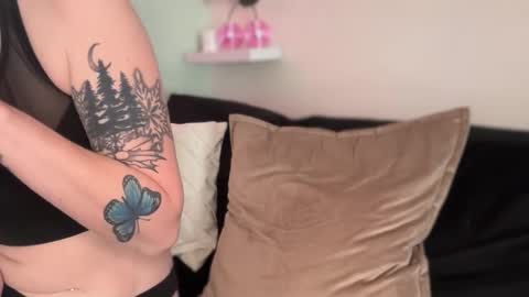 Tams online show from 04-16-26, 06:52