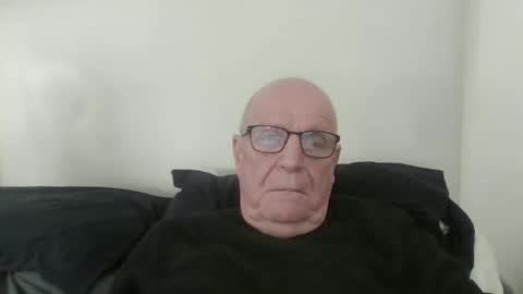 oggi95 online show from 11-21-25, 12:04