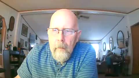 Maximus No Mo online show from 12-18-25, 05:30