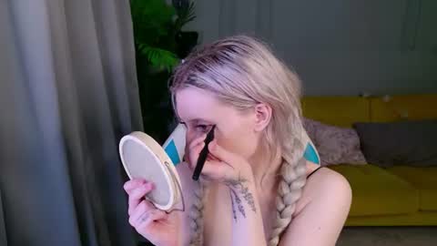Lily online show from 07-08-26, 01:26