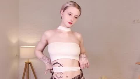 Lily online show from 07-16-26, 02:01