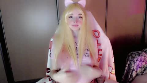 Milly online show from 06-01-26, 12:01