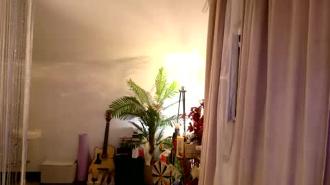 Snapshot of oh_who_is_she chatting on 07-20-26, 01:09 Oh who is she online show from 07-20-26, 01:09