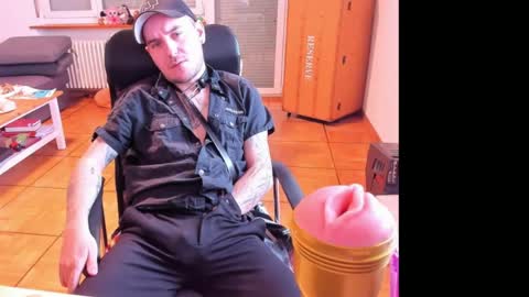 Chris online show from 04-29-26, 01:26